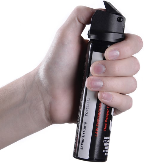 How to hold OC spray